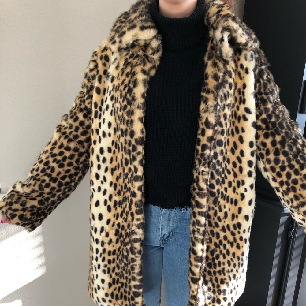 RARE warehouse coat (leopard)